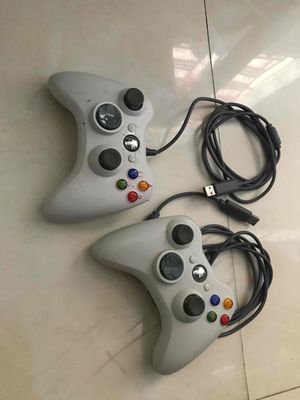 tay cầm game XBOX 360 trắng. Mua bán Thiết bị chơi game tại Quận 7 Tp Hồ Chí Minh được đăng bởi Son
