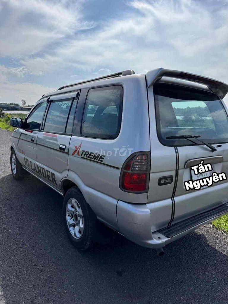 Isuzu Hilander 2003 photo 2