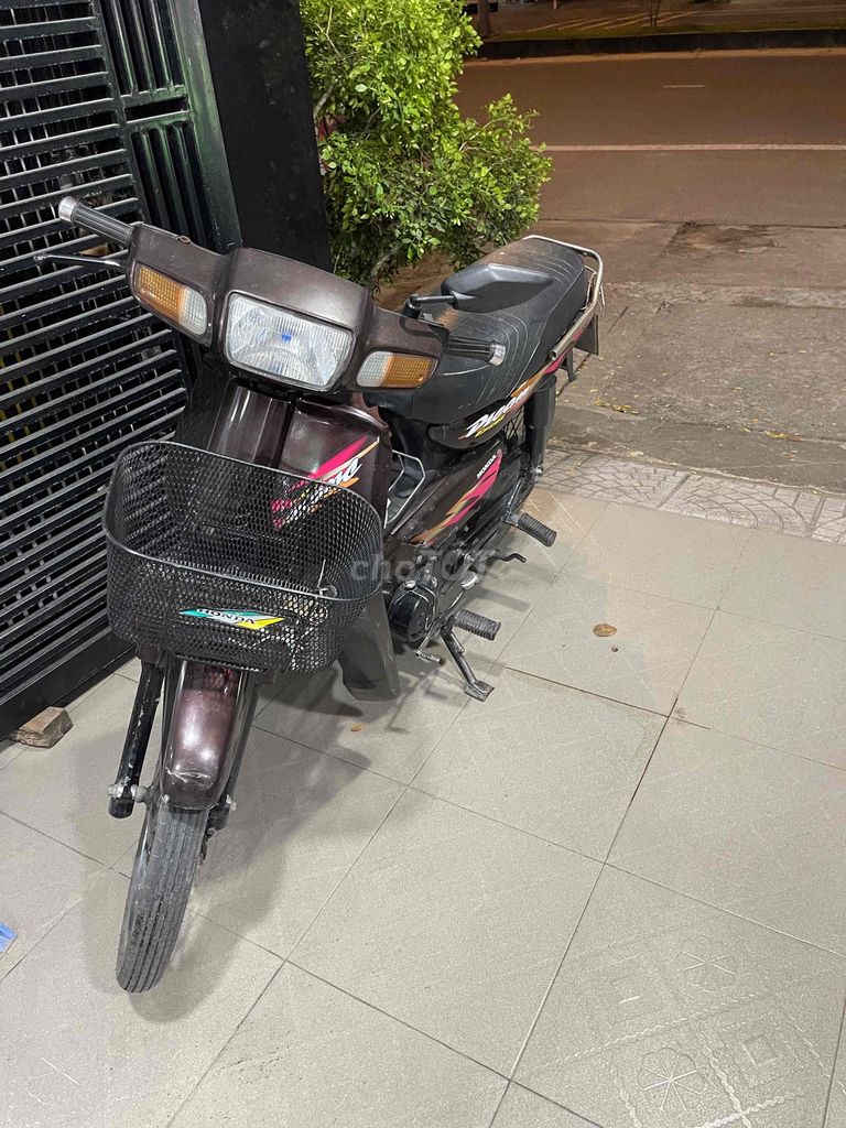 Dream Trung quốc chạy ngon lắm. Mua bán Xe máy tại Thị xã Điện Bàn Quảng Nam được đăng bởi nau hình 3