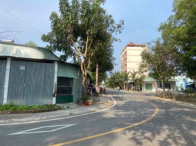 Chính chủ gửi Bán Đất Trung Tâm phường Bình Dương Gần Nguyễn Khuyến. Mua bán đất tại Thành phố Thủ Dầu Một Bình Dương được đăng bởi Hồ Đức Tuyến