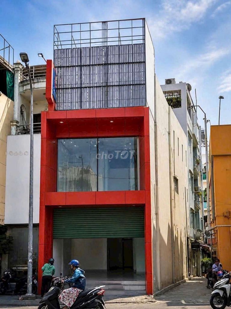 Аренда · 4 комн. · 74 м² · Quận Phú Nhuận, ул. Đường Phan Đình Phùng
