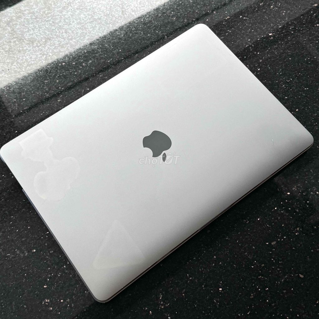 Apple MacBook Pro 2017 i7 13 inch 16GB. Mua bán Laptop tại Quận Ngũ Hành Sơn Đà Nẵng được đăng bởi Azata hình 1