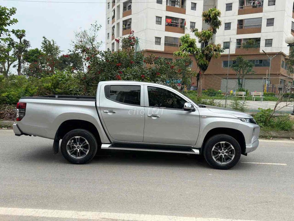 Mitsubishi Triton 2021 Một cầu Bạc. Mua bán Ô tô tại Quận Hà Đông Hà Nội được đăng bởi Hiệp Xoăn Hà Đông hình 3