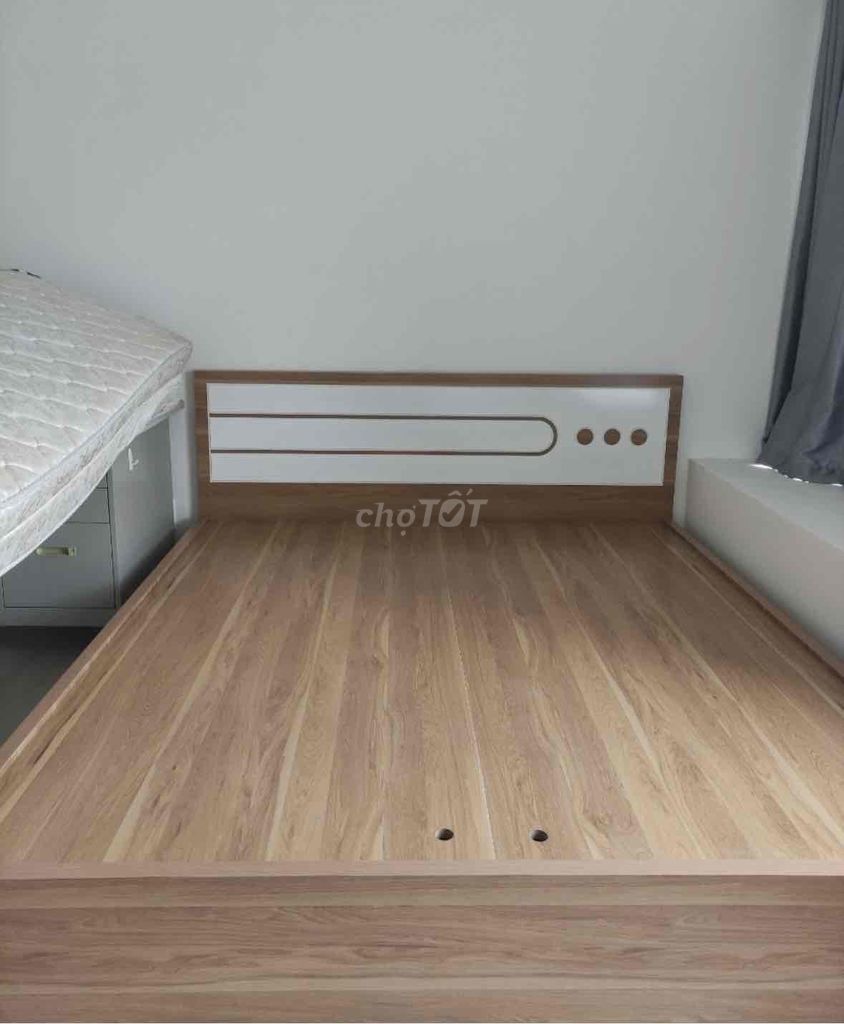 Giường ngủ gỗ MDF hiện đại. Mua bán Giường, chăn ga gối nệm tại Thành phố Thủ Dầu Một Bình Dương được đăng bởi Hong Le hình 1
