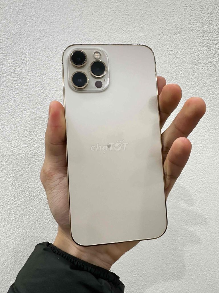 Apple iPhone 12 Pro Max 128GB Vàng. Mua bán Điện thoại tại Thành phố Nam Định Nam Định được đăng bởi Vũ Thành hình 1
