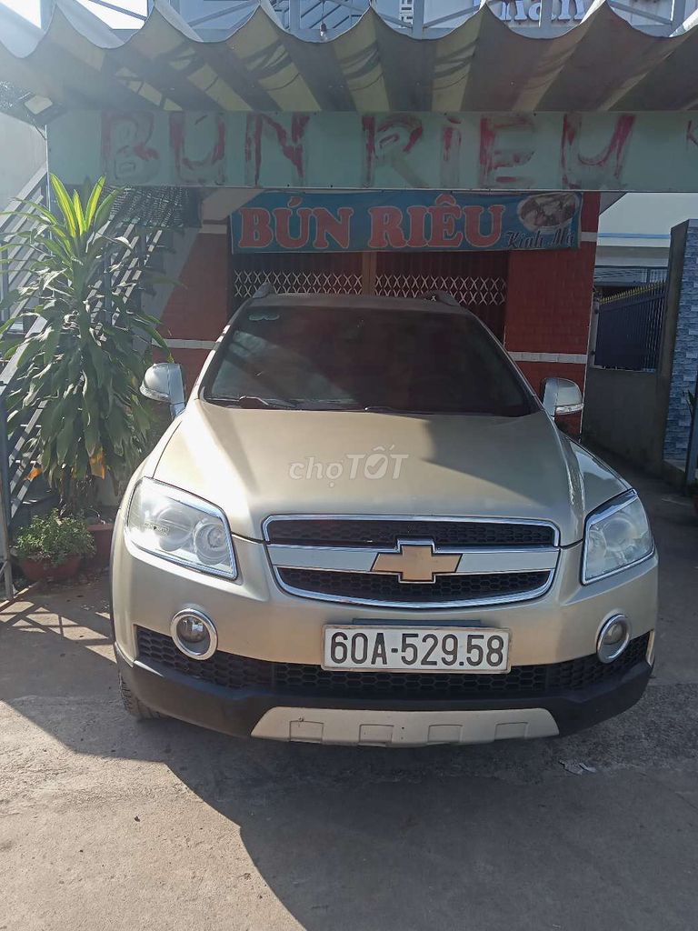 Cần bán xe Captiva 7 chổ số tự động 2007 chính chủ. Mua bán Ô tô tại Huyện Trảng Bom Đồng Nai được đăng bởi Hoàng Phước hình 3