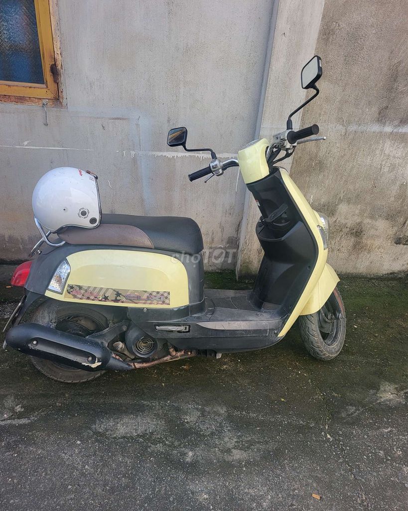 Yamaha Cuxi Fi màu Vàng đã sử dụng. Mua bán Xe máy tại Thị xã Tân Uyên Bình Dương được đăng bởi Vo Nhon hình 2