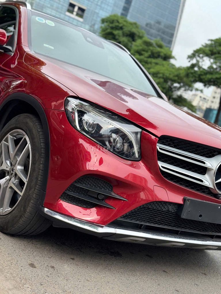Mercedes Benz GLC Class 2017 300 - 55000 km. Mua bán Ô tô tại Quận Thanh Xuân Hà Nội được đăng bởi Nguyễn Tuấn Hoàng hình 12