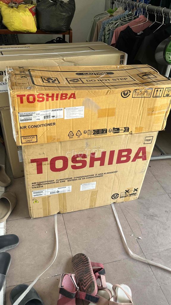 Máy lạnh Toshiba Inverter 1.5 HP RAS-H13Z1KCV 2023