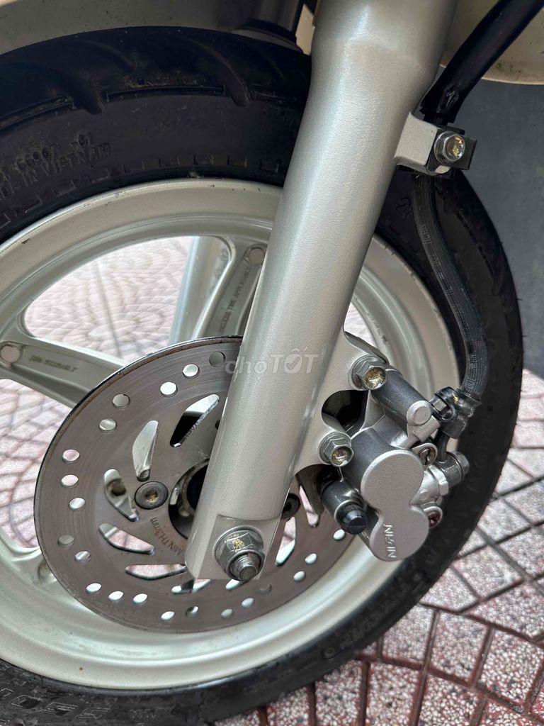 Honda Lead 2012 Vàng kem cọp vĩnh long. Mua bán Xe máy tại Thành phố Vĩnh Long Vĩnh Long được đăng bởi xe máy Tùng Beo hình 3