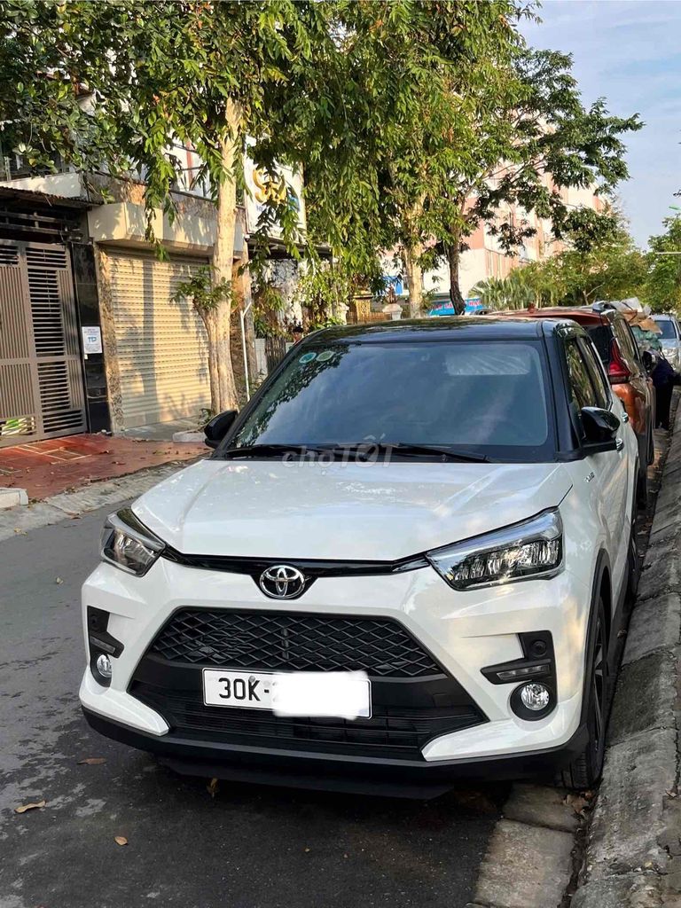 Toyota Raize 2024 - 6700 km - 1 chủ k xước 1 vết. Mua bán Ô tô tại Quận Hoàng Mai Hà Nội được đăng bởi Nguyễn Quang Long hình 1
