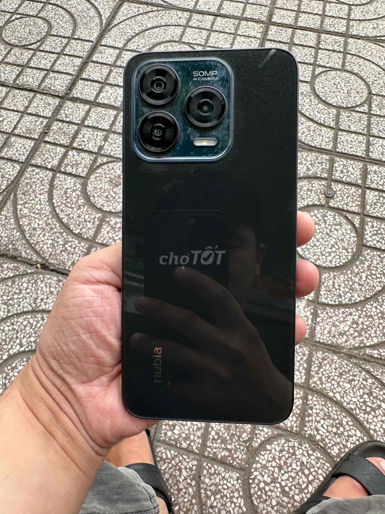 Nubia V70 Design. Mua bán Điện thoại tại Quận Bình Tân Tp Hồ Chí Minh được đăng bởi Huy hình 1