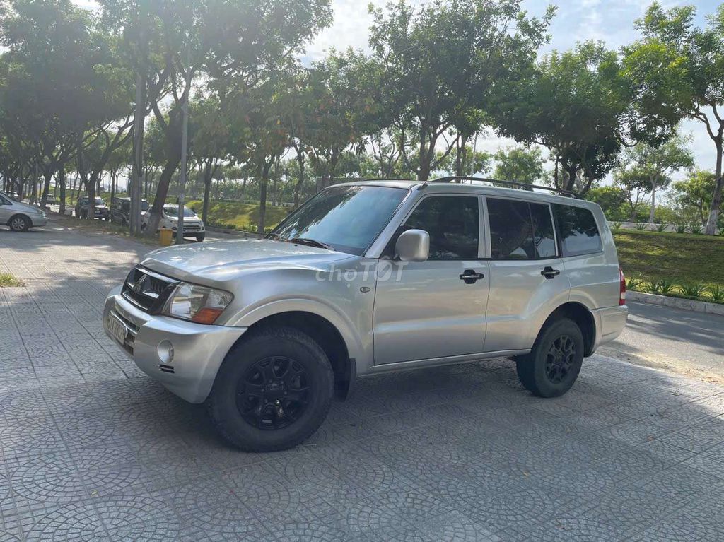 Mitsubishi Pajero Sport 2006 photo 2