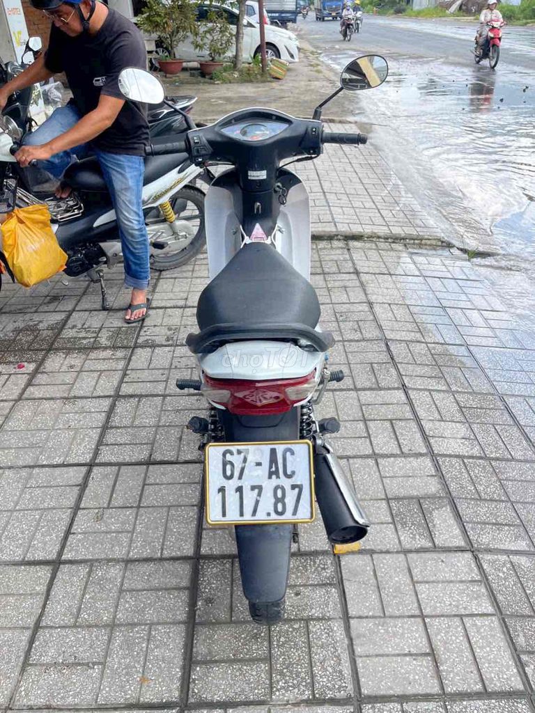 gia đình dư dùng bán lại cho anh chị em cần xài. Mua bán Xe máy tại Thành phố Long Xuyên An Giang được đăng bởi Phan tan tai hình 8