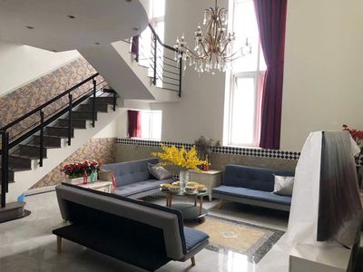 Cho Thuê Căn hộ  Penthouses Central Garden Q.1, Dt : 160m2 4PN, 