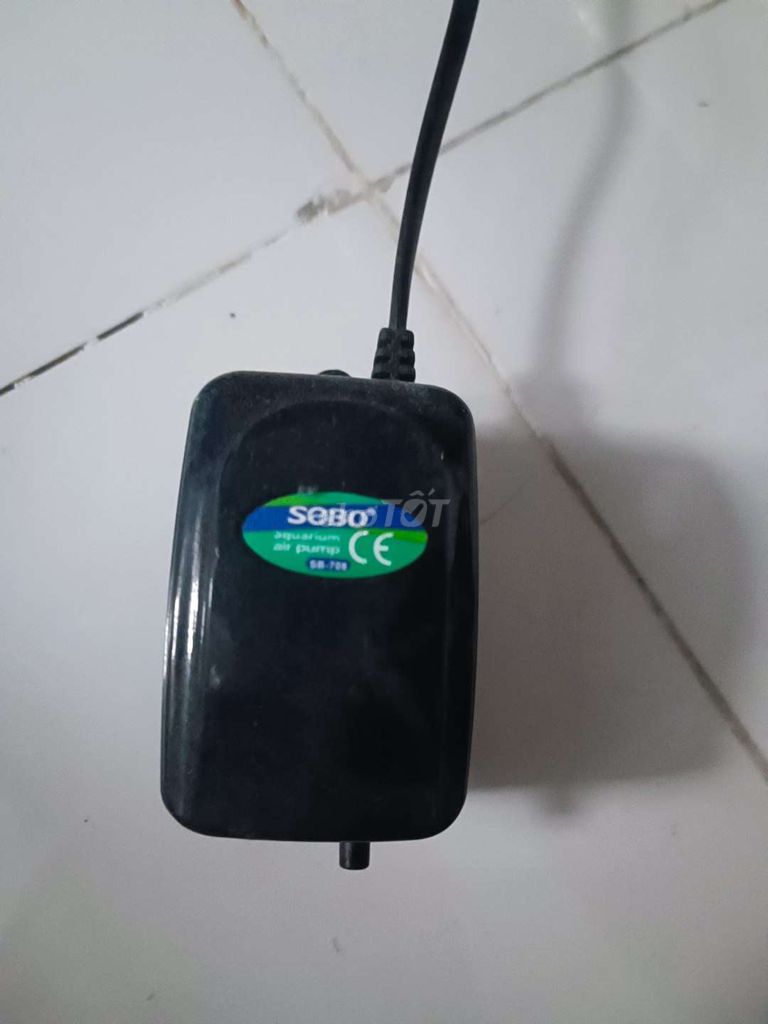 Máy bơm khí SOBO SB-709 Đen tạo oxy bể cá. Mua bán Phụ kiện, Thức ăn, Dịch vụ tại Huyện Thanh Trì Hà Nội được đăng bởi Hiệp Lê Ngọc hình 1