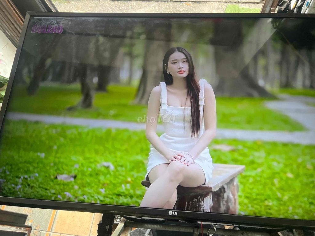 Tivi LG 43 inch 4K wifi mượt. Mua bán Tivi, Âm thanh tại Quận Long Biên Hà Nội được đăng bởi Hoà Ngô chuyên TV cũ lướt hình 1