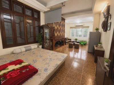 Bán Nhà Đống Đa - MẶT ĐƯỜNG - OTO  TRÁNH - Lô Góc - QH ổn định