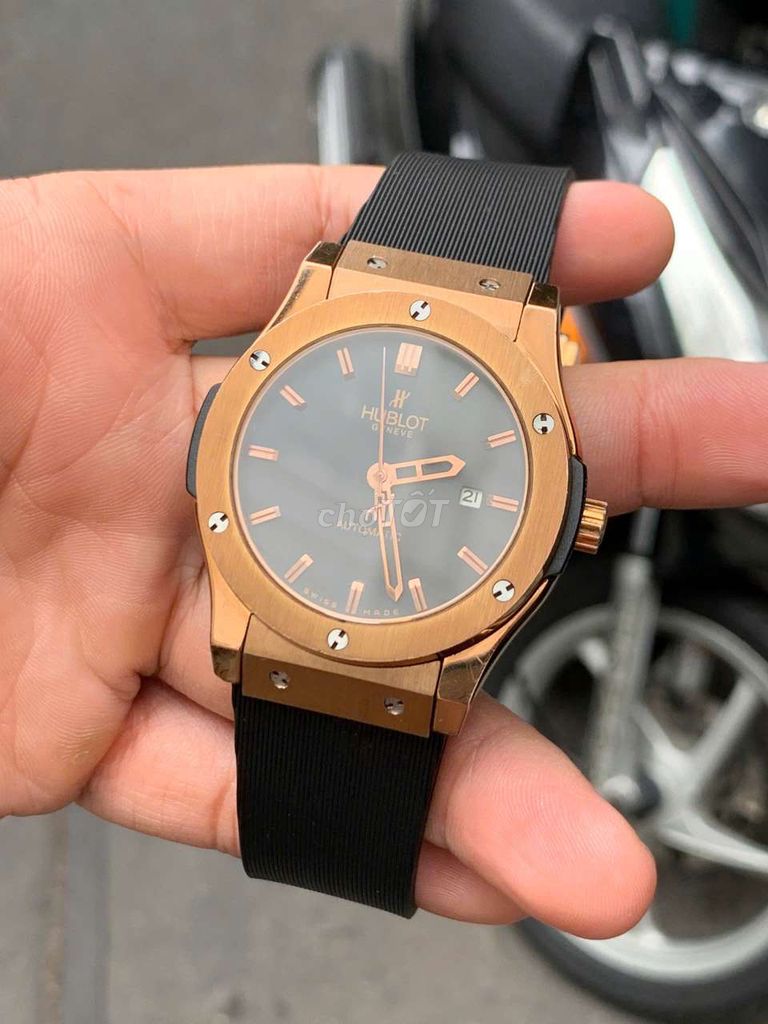 Đồng hồ Hút Lọt size 42mm máy cơ