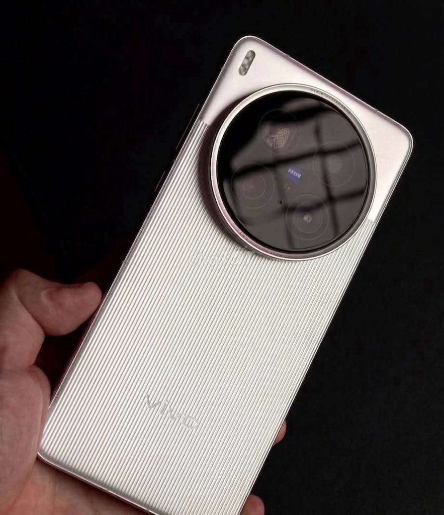 Vivo X200 Ultra 16GB/512GB Bạc Mới Fullbox. Mua bán Điện thoại tại Quận Cẩm Lệ Đà Nẵng được đăng bởi Boss hình 1