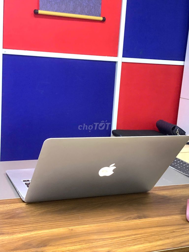 Macbook Air 2014 khá đẹp - sang trọng Dùng VP OK. Mua bán Laptop tại Thành phố Thủ Đức Tp Hồ Chí Minh được đăng bởi HBA LAPTOP Mua Bán Ký gửi  hình 3