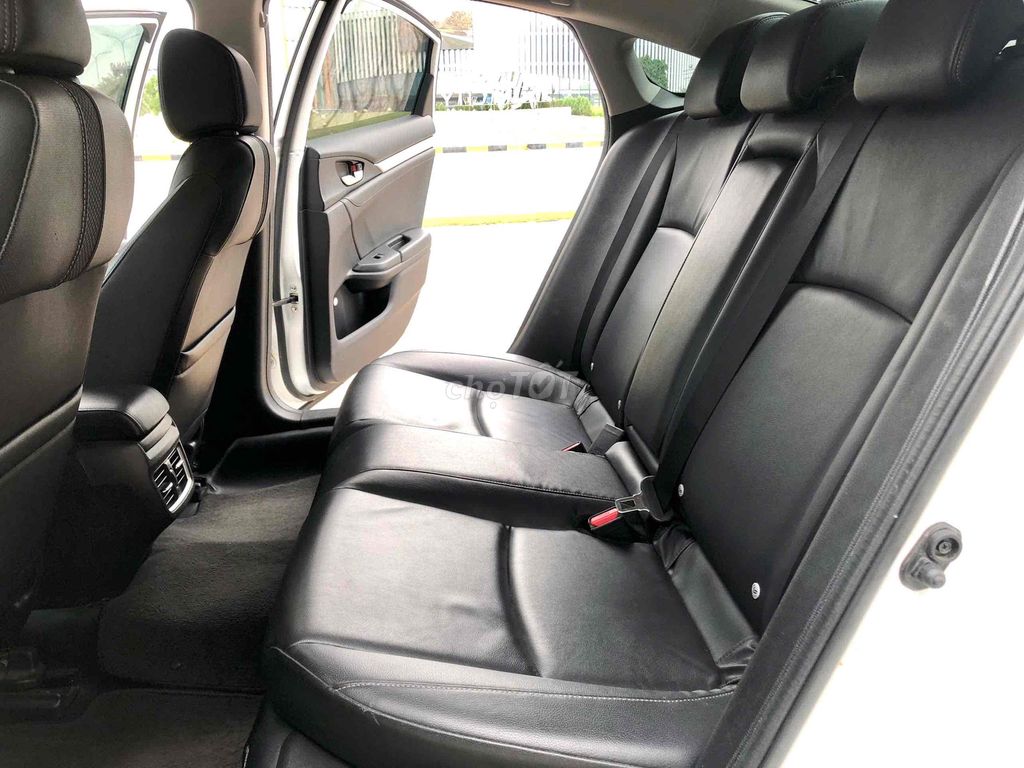 Honda Civic 2019 G 1.8 AT - 60000 km. Mua bán Ô tô tại Quận Gò Vấp Tp Hồ Chí Minh được đăng bởi nguyễn quốc trinh hình 5