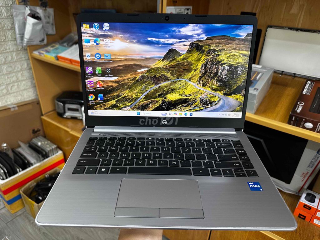 HP 240 G9 i5-1235U 14 inch laptop văn phòng. Mua bán Laptop tại Thành phố Biên Hòa Đồng Nai được đăng bởi thanh hình 1