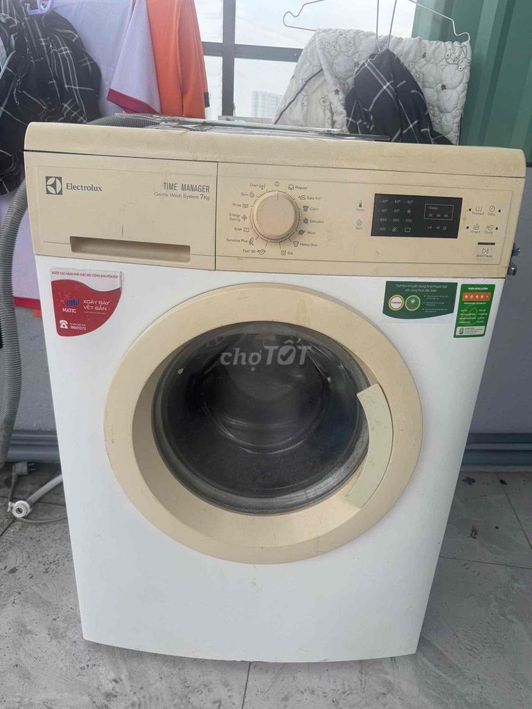 Máy giặt Electrolux 7kg Trắng kem. Mua bán Máy giặt tại Thành phố Thủ Đức Tp Hồ Chí Minh được đăng bởi Liễu Mai Xuân hình 1