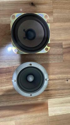 Loa con Logitech và Kenwood. Mua bán Tivi, Âm thanh tại Quận Bình Tân Tp Hồ Chí Minh được đăng bởi A Tuyền