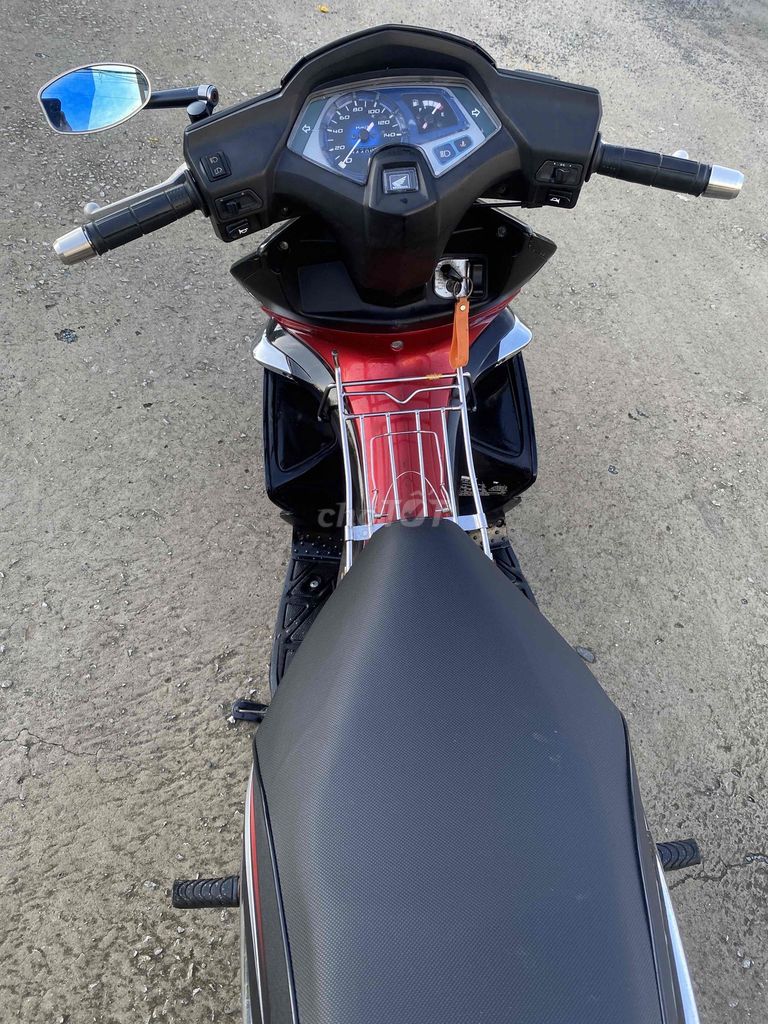 Honda Air Blade Đen Đỏ. Mua bán Xe máy tại Huyện Trần Văn Thời Cà Mau được đăng bởi vuphong hình 3