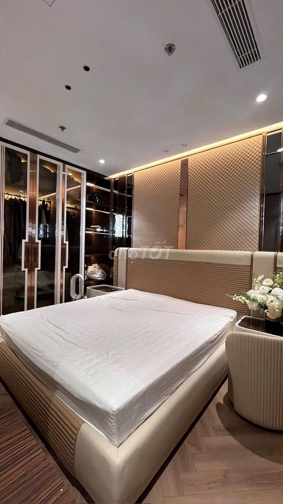 Квартира 2 спальни R1 Vinhomes Ocean Park с мебелью 20 млн