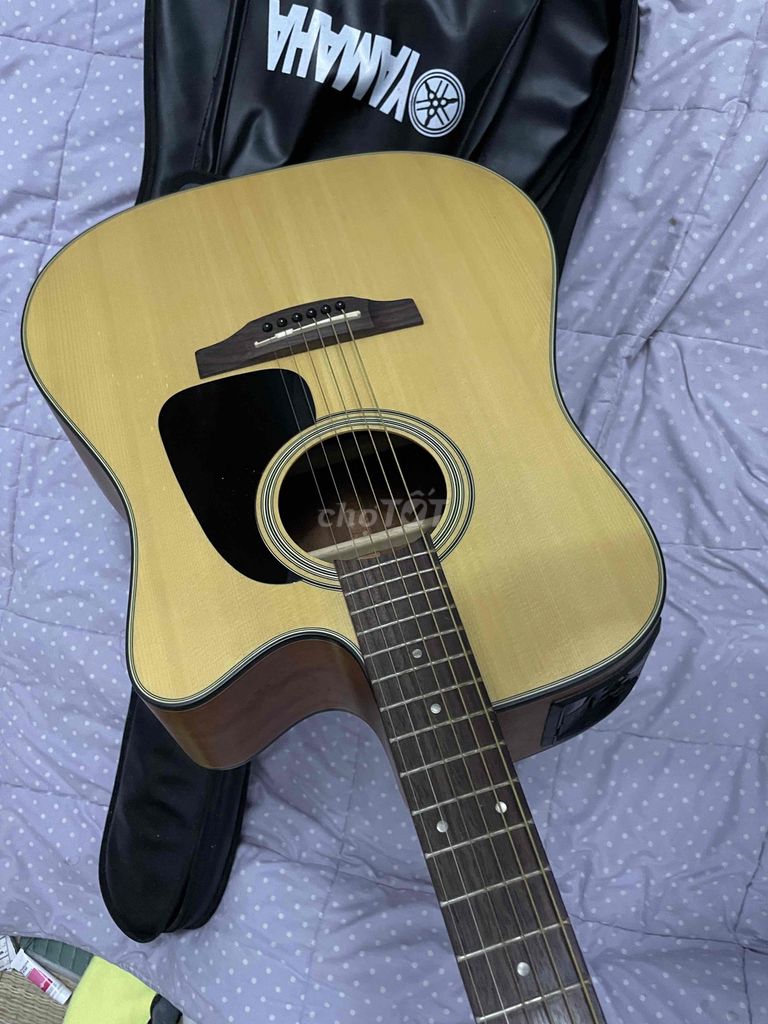 Đàn Guitar Acoustic Takamine ED1DC NS