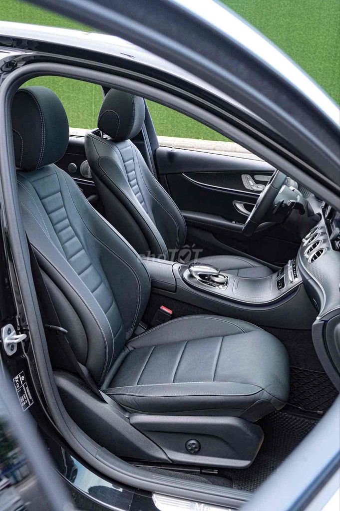 Mercedes-Benz E200 Sport 2019 Đen. Mua bán Ô tô tại Quận 7 Tp Hồ Chí Minh được đăng bởi Hoàng Anh Tuấn hình 10