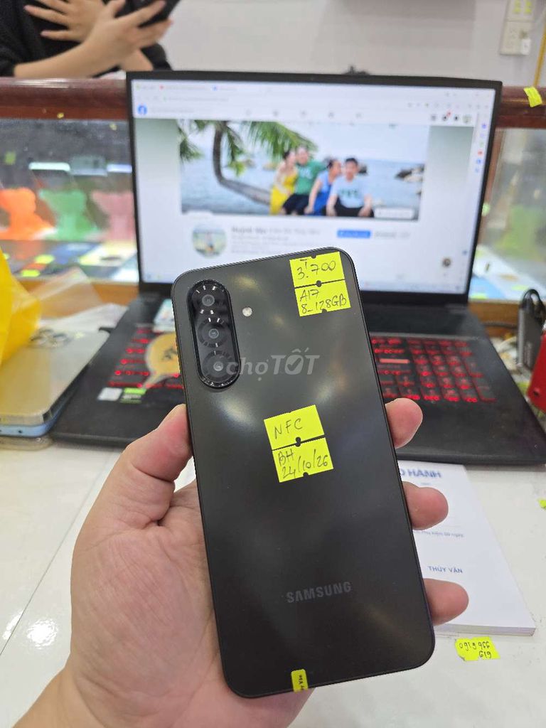 Samsung A17 - 8/128GB. Mua bán Điện thoại tại Thành phố Long Xuyên An Giang được đăng bởi Facebook Cầm Đồ Thúy Vân hình 1