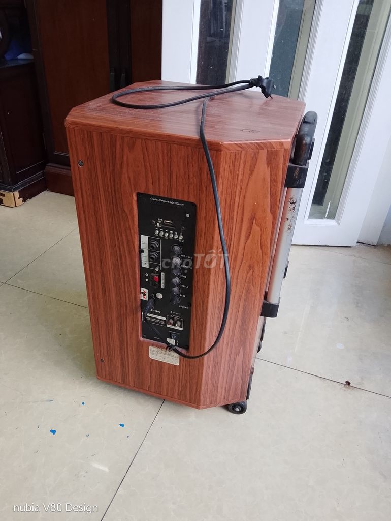 Loa karaoke Bluetooth màu Nâu. Mua bán Tivi, Âm thanh tại Quận 6 Tp Hồ Chí Minh được đăng bởi MR VỸ hình 1