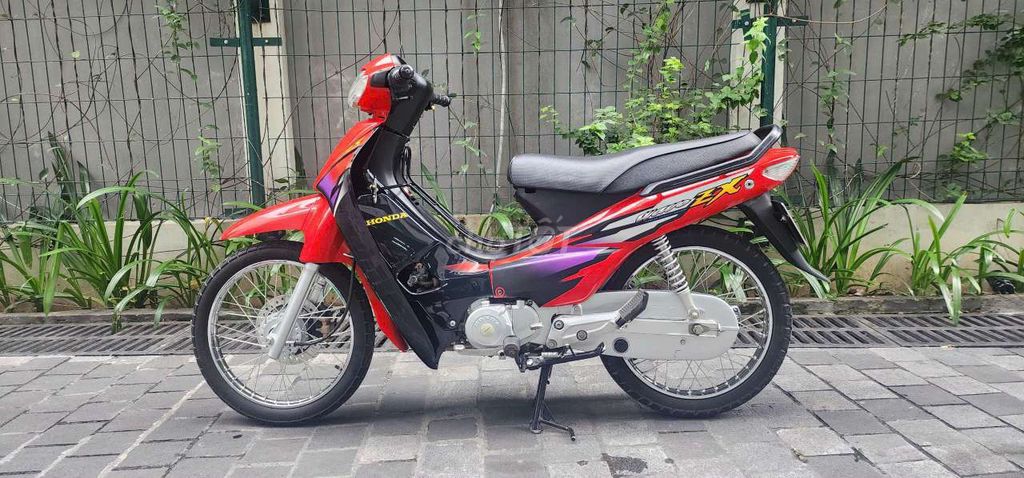 Honda wave zx 2k10 màu đỏ biển Hà Nội chính chủ. Mua bán Xe máy tại Quận Ba Đình Hà Nội được đăng bởi Quân hình 6