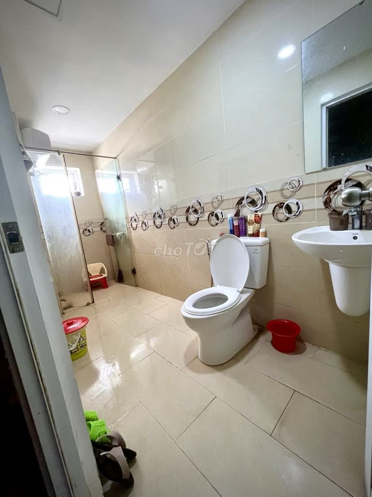 Bán GẤP căn hộ Oriental Plaza 78m² 2PN 2WC Giá 3.2Tỷ