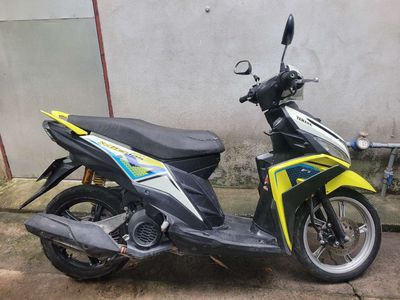Yamaha Grande 2023 Vàng Đen Trắng Tốt