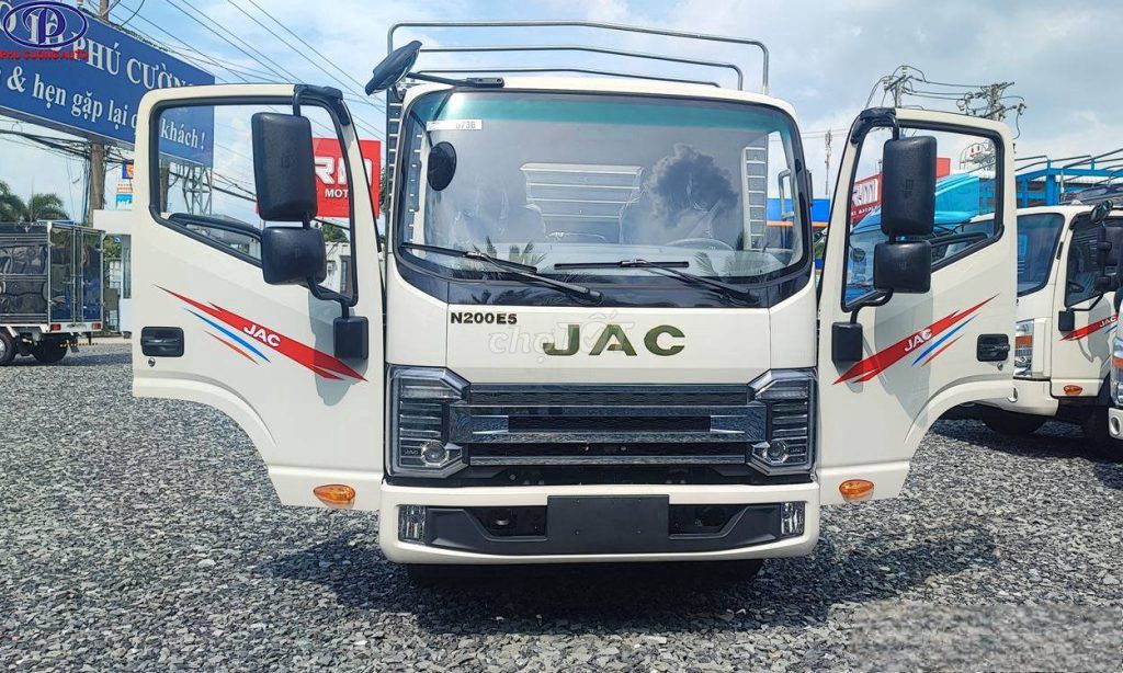 JAC N200 E5 2024 trả trước 100 triệu