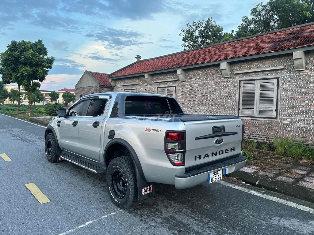 Ford Ranger 2013 XLS 2.2L 4x2 AT - 197887 km. Mua bán Ô tô tại Quận Long Biên Hà Nội được đăng bởi TOÀN THẮNG Ô TÔ KINH BẮC hình 8