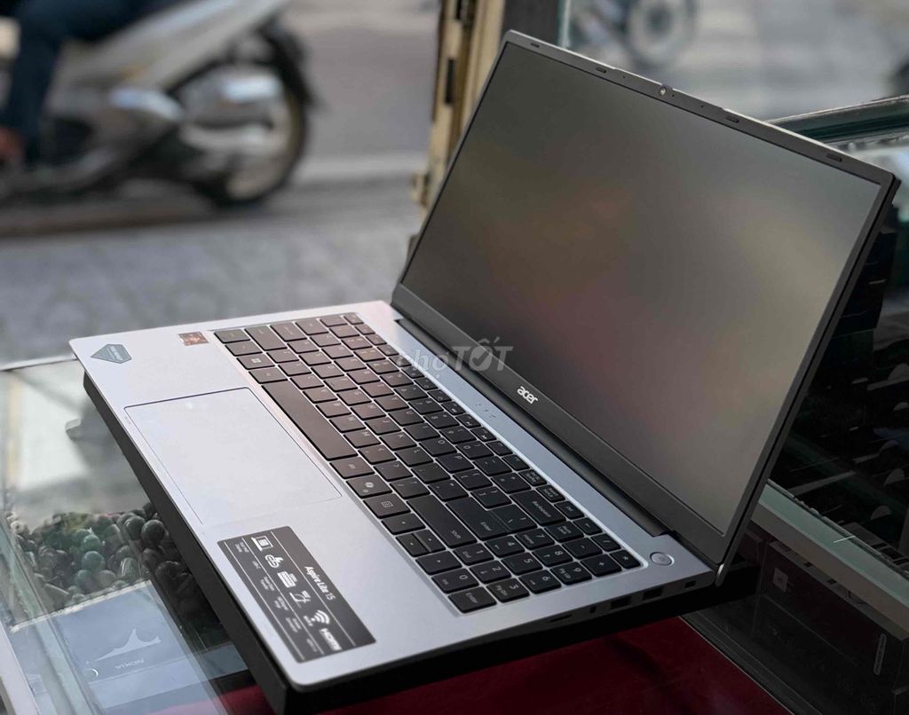 Acer Aspire Lite 15 R7-5700U 8GB/512GB. Mua bán Laptop tại Thành phố Đà Lạt Lâm Đồng được đăng bởi Thùy Dung hình 1