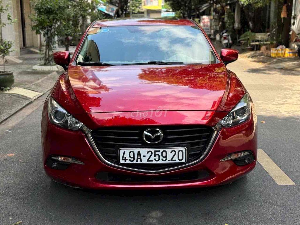 Mazda 3 2019 Signature Premium - 38000 km