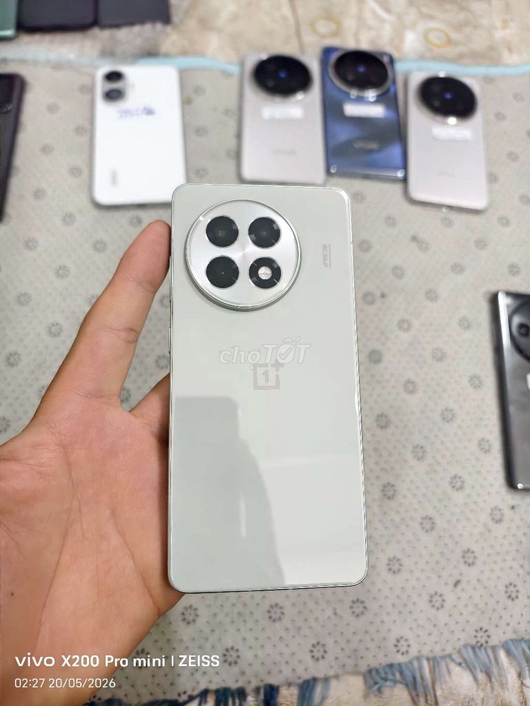 OnePlus ace 5  16GB/512GB bản hiếm. Mua bán Điện thoại tại Quận Tân Bình Tp Hồ Chí Minh được đăng bởi Nguyễn Thắng Mobile hình 1