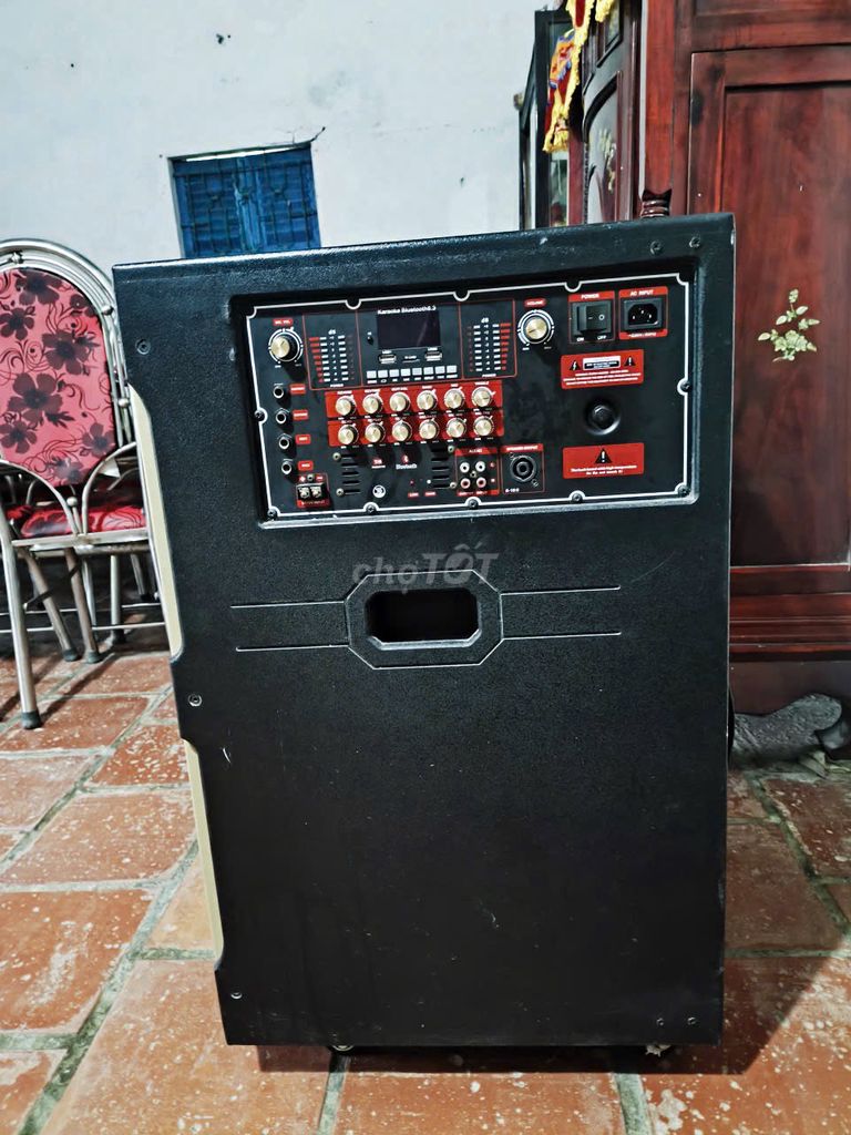 Loa karaoke Bluetooth Đen, vàng kem. Mua bán Tivi, Âm thanh tại Huyện Tam Bình Vĩnh Long được đăng bởi Hoàng Huy hình 1