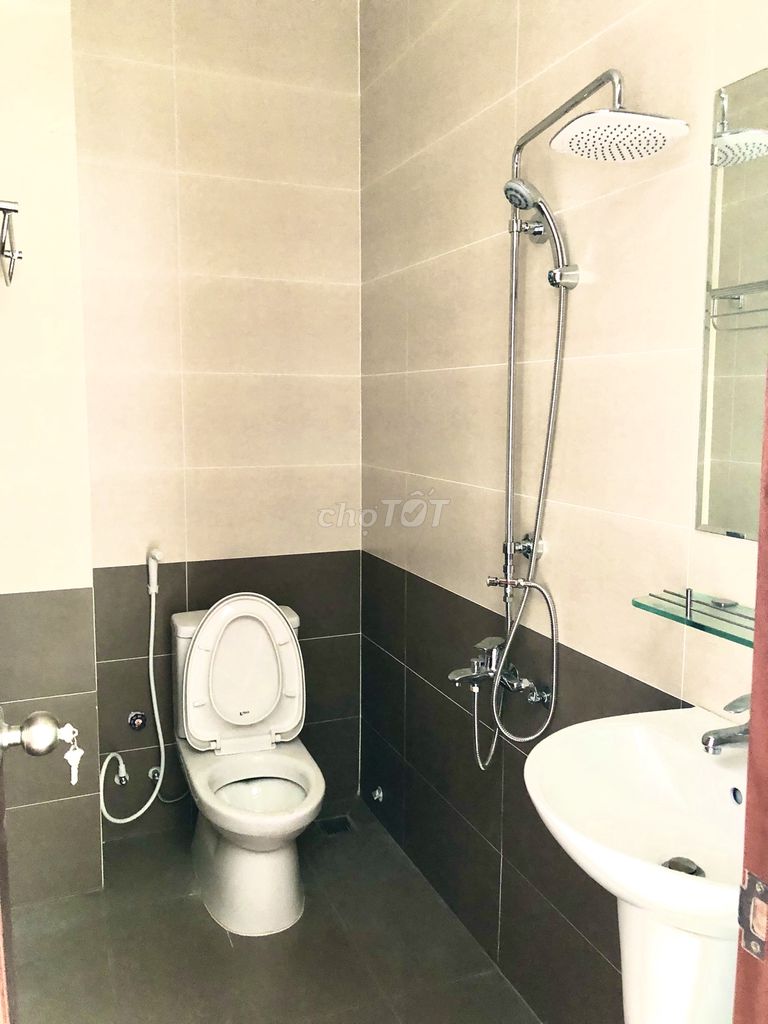 Phòng mới, đẹp, nội thất ban công. Đinh Bộ Lĩnh, gần ngã 4 Hàng Xanh. Cho thuê Phòng trọ tại Quận Bình Thạnh Tp Hồ Chí Minh được đăng bởi Minh hình 6