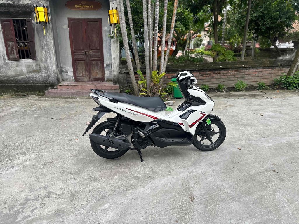 Air Blade sản xuất 2022 máy zin bao tên chính chủ. Mua bán Xe máy tại Quận Lê Chân Hải Phòng được đăng bởi Nguyễn Thế Hiếu hình 4