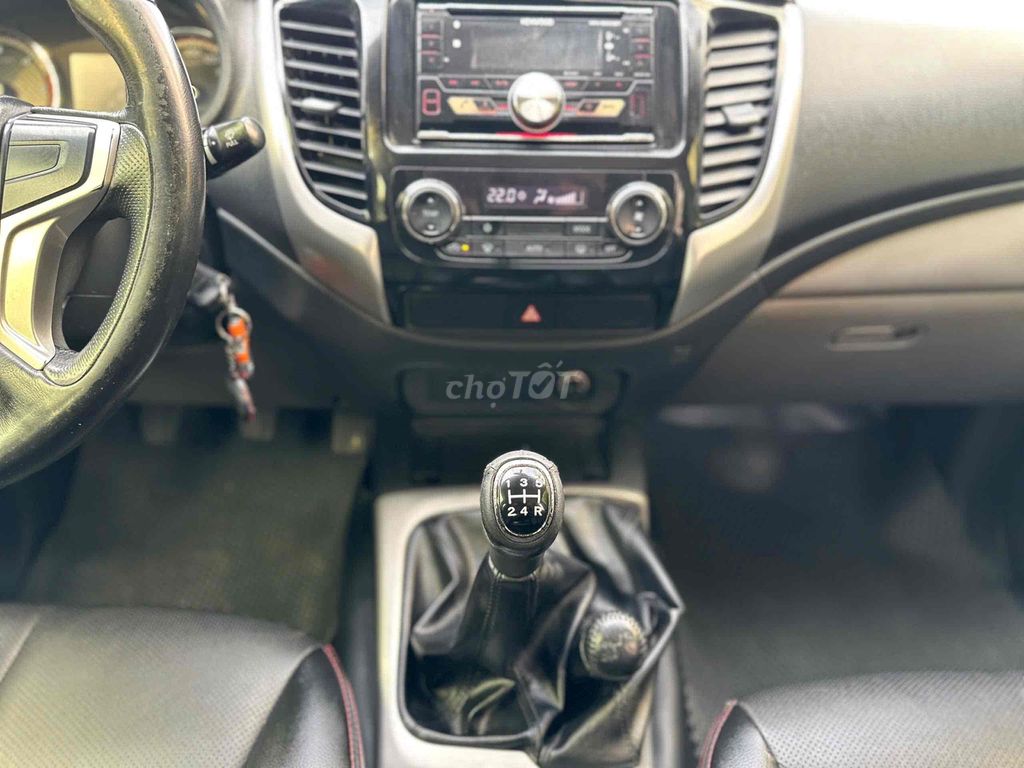 Mitsubishi Triton 2017 2 cầu. Mua bán Ô tô tại Quận Hà Đông Hà Nội được đăng bởi Hiệp Xoăn Hà Đông hình 9