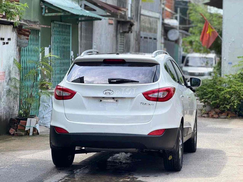 Hyundai Tucson Белый АКПП высокий клиренс 315 миллионов