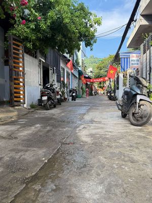 Bân lô đất DT khủng kiệt chính 155 Trần Đình Nam giá rẻ. Mua bán đất tại Quận Cẩm Lệ Đà Nẵng được đăng bởi Quân Anh land