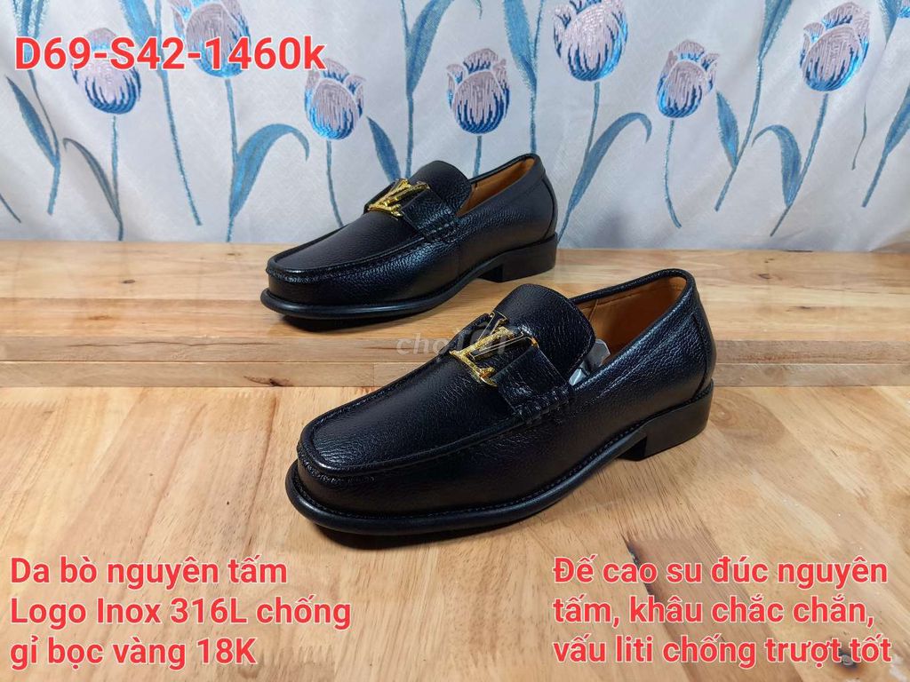 Giày loafer da bò LV D69